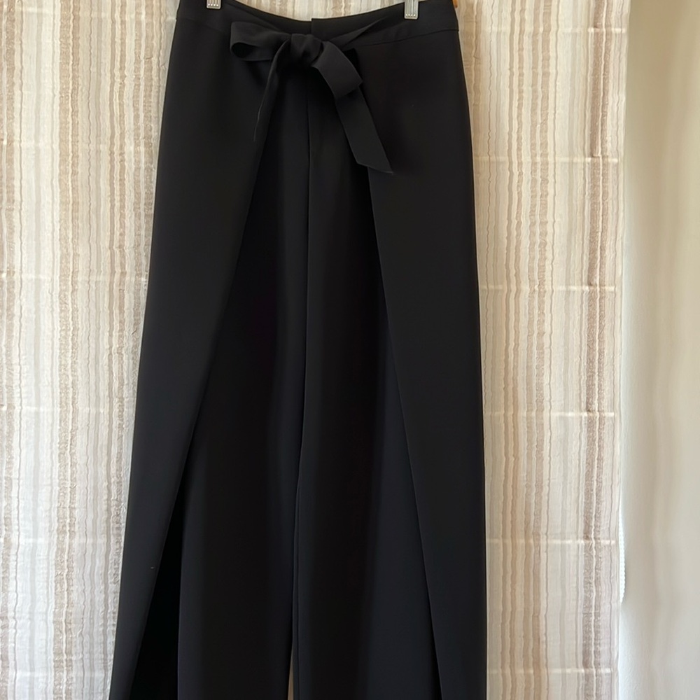 Elegant Black Wide-Leg Pants